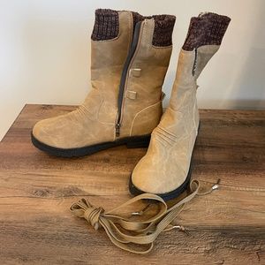 FLEEKCOMFY™ Women's Winter Warm Back Lace Up Boots, Size 7.5, Camel, NIB